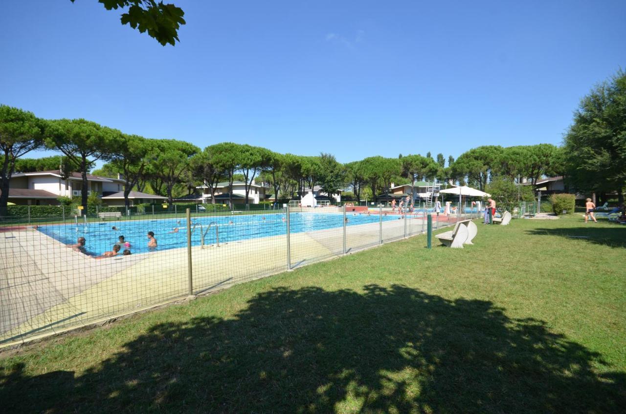Villaggio Olimpia Бибионе Экстерьер фото